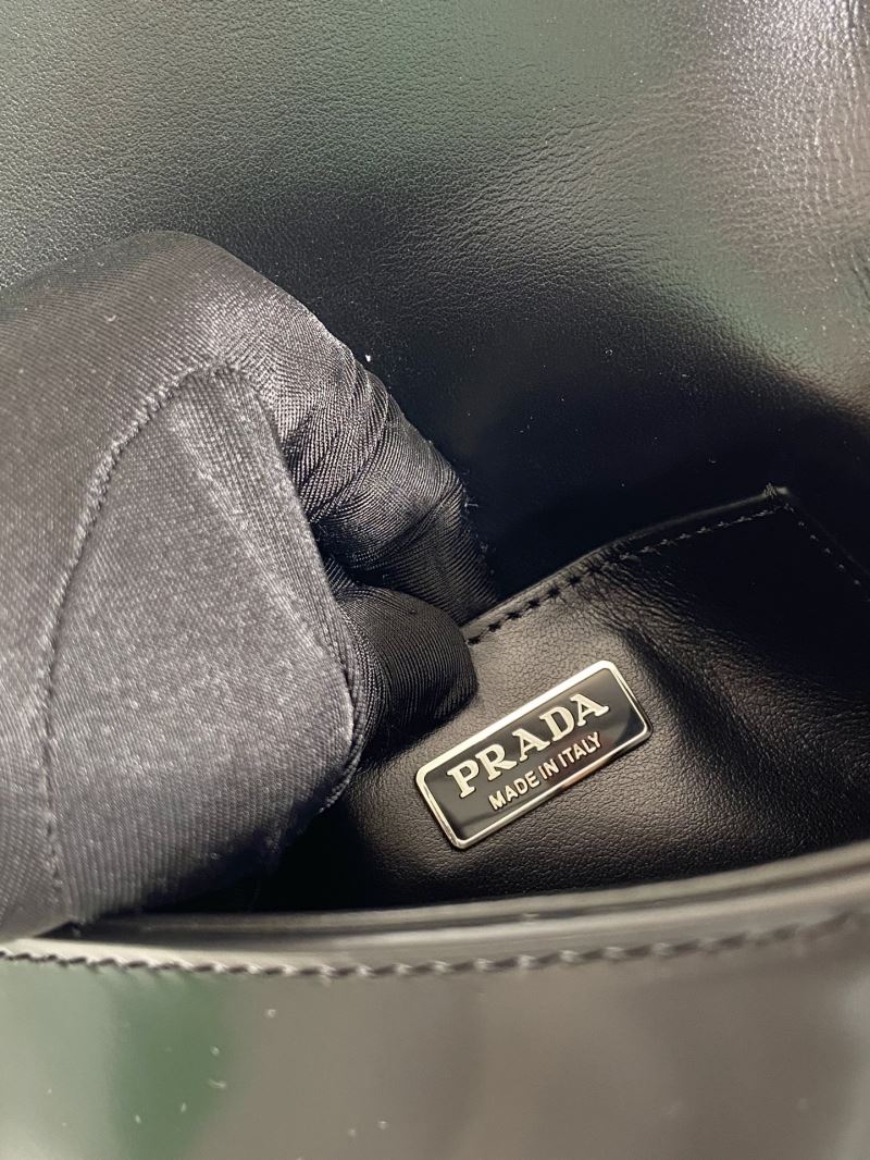 Pra*a hobo bags